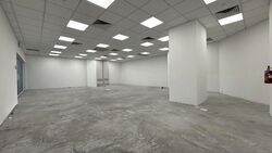 Coronation Shopping Plaza (D10), Shop House #568024001